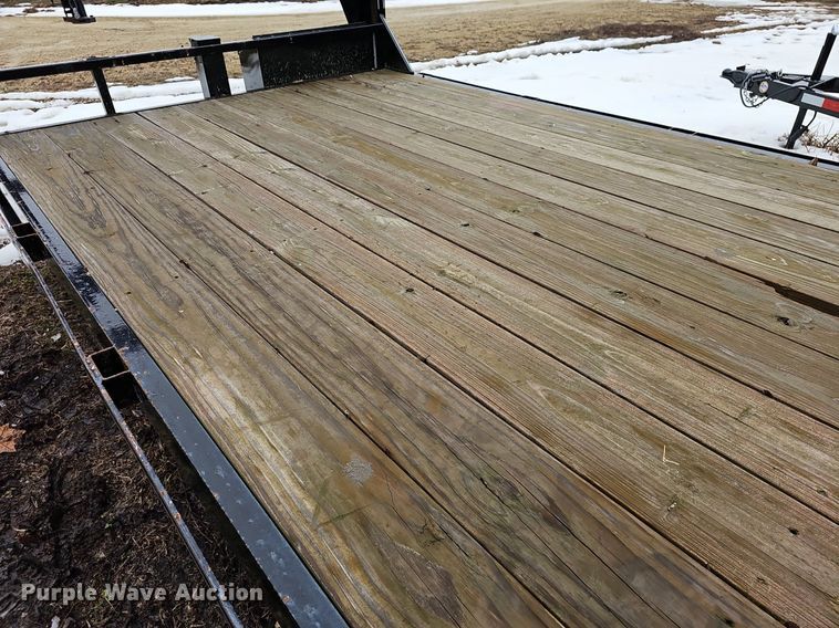 image for item DR5996 2017 Titan HU6488 equipment trailer