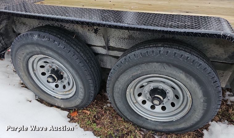 image for item DR5996 2017 Titan HU6488 equipment trailer