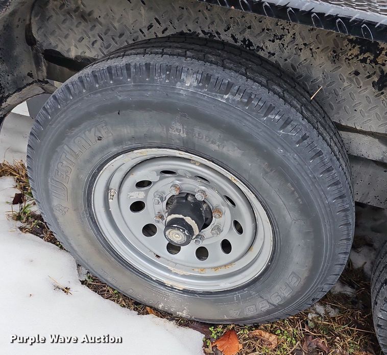 image for item DR5996 2017 Titan HU6488 equipment trailer