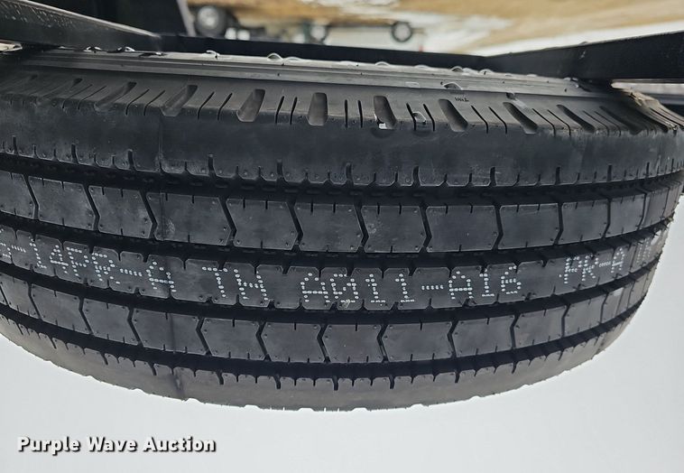 image for item DR5996 2017 Titan HU6488 equipment trailer