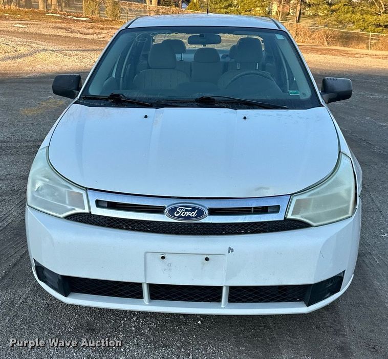 image for item DW2953 2010 Ford Focus 