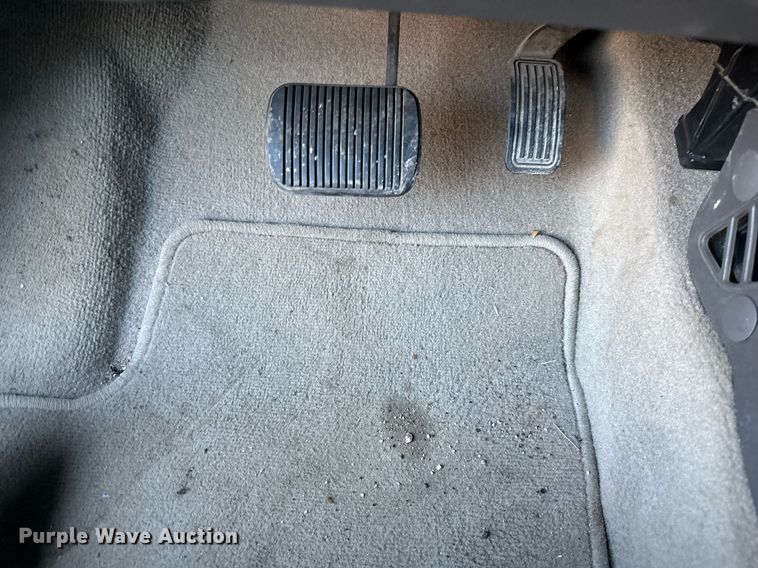 image for item DW2953 2010 Ford Focus 