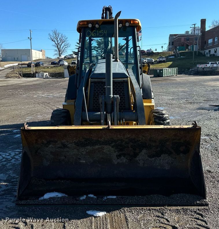 image for item DW2961 2008 John Deere 410J backhoe