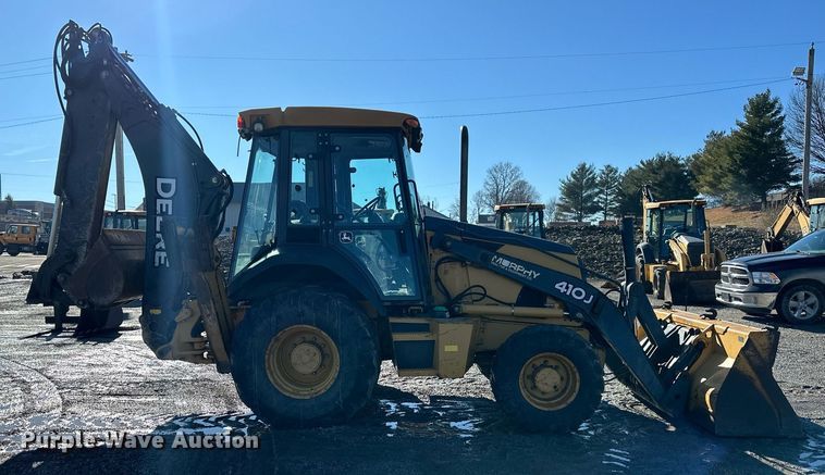 image for item DW2961 2008 John Deere 410J backhoe