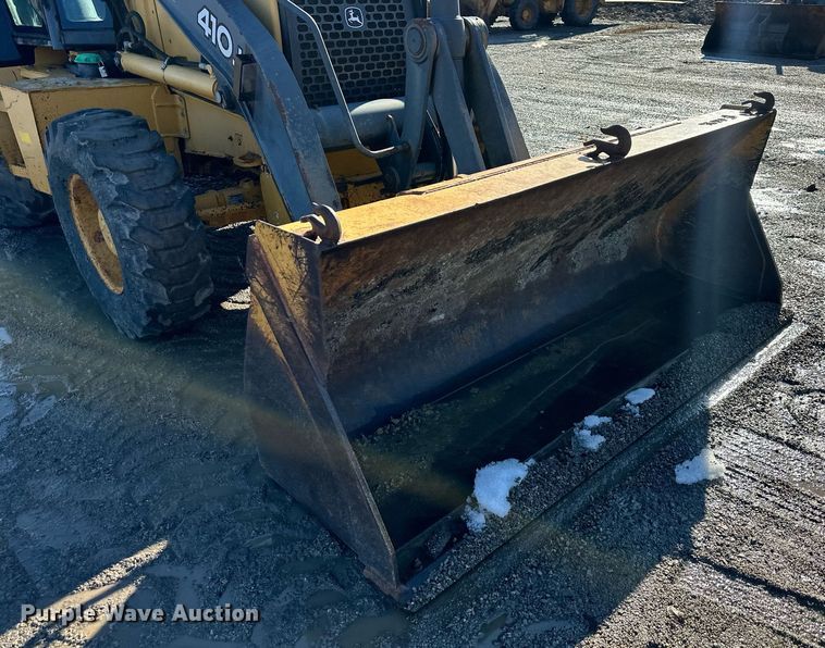 image for item DW2961 2008 John Deere 410J backhoe