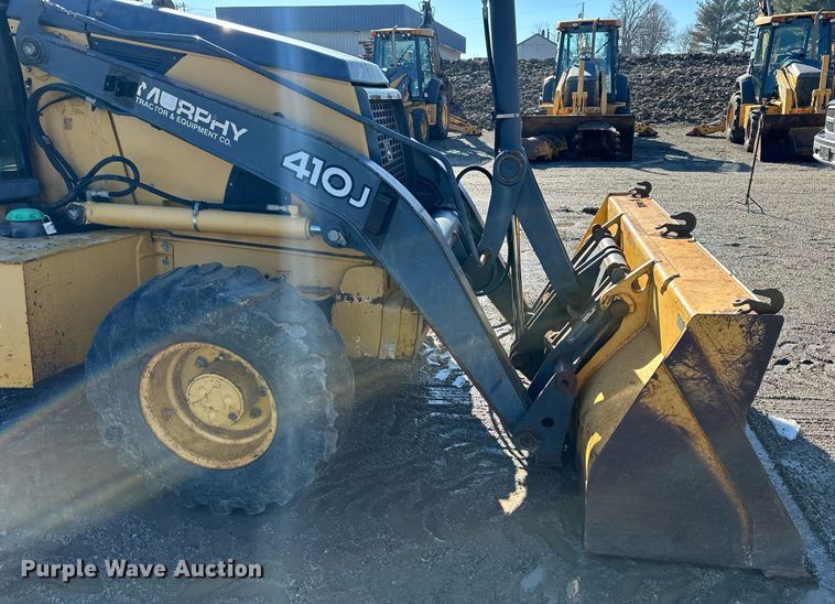 image for item DW2961 2008 John Deere 410J backhoe