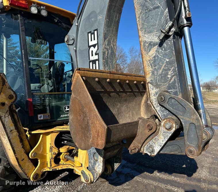 image for item DW2961 2008 John Deere 410J backhoe