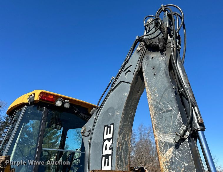 image for item DW2961 2008 John Deere 410J backhoe