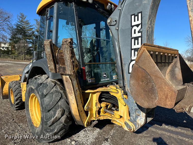 image for item DW2961 2008 John Deere 410J backhoe