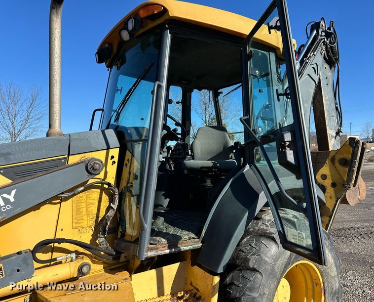image for item DW2961 2008 John Deere 410J backhoe