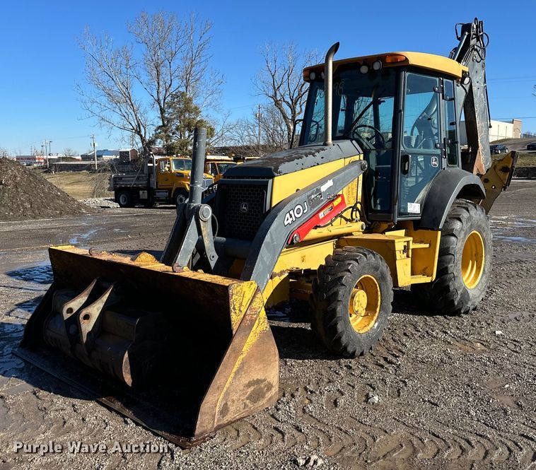 image for item DW2962 2010 John Deere 410J backhoe