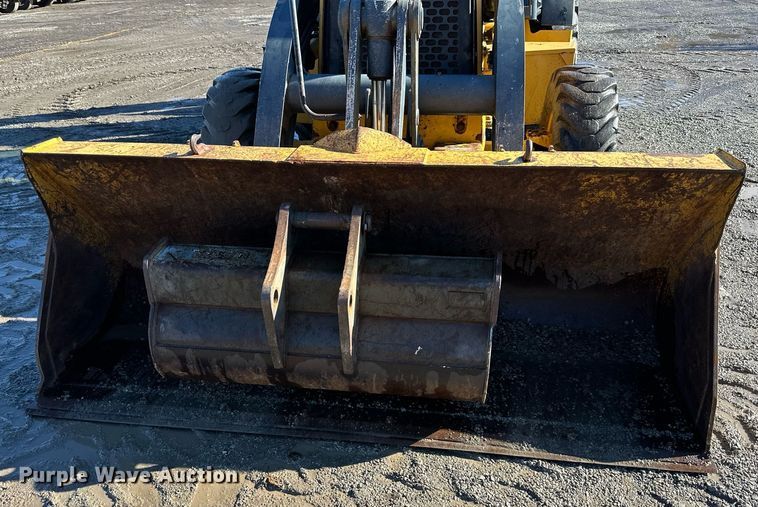 image for item DW2962 2010 John Deere 410J backhoe