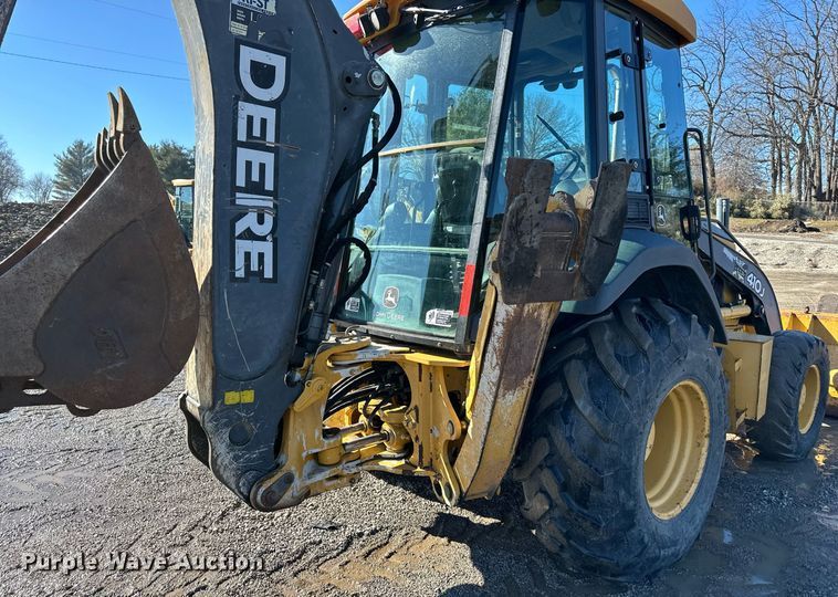 image for item DW2962 2010 John Deere 410J backhoe