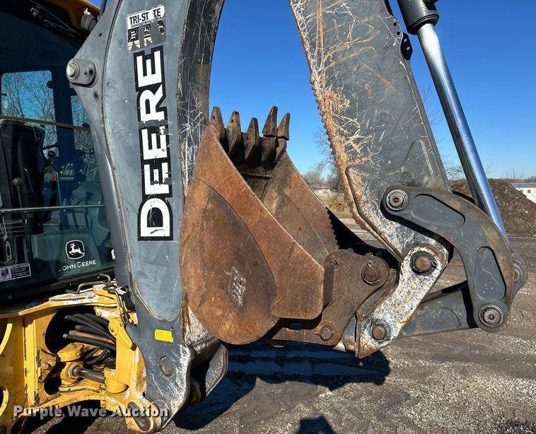 image for item DW2962 2010 John Deere 410J backhoe