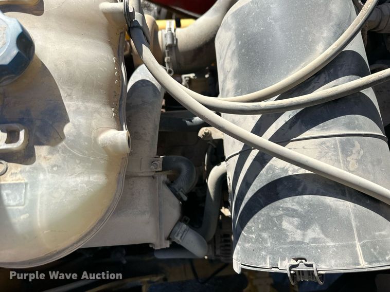 image for item DW2962 2010 John Deere 410J backhoe