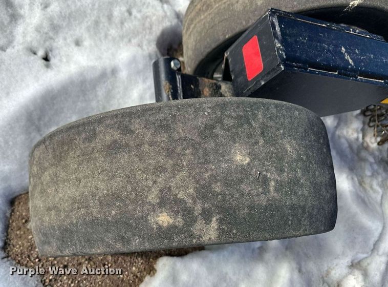 image for item EK9928 Land Pride RCM5615 batwing rotary mower