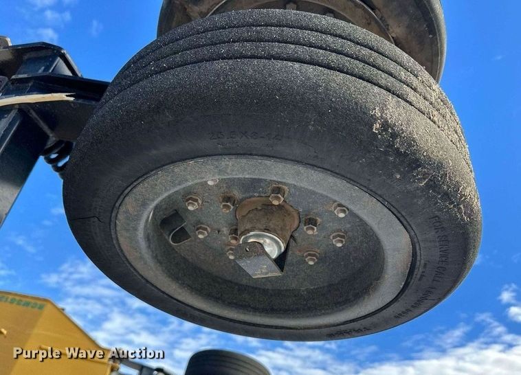 image for item EK9928 Land Pride RCM5615 batwing rotary mower