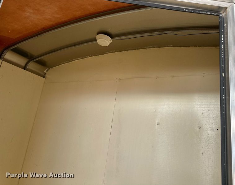 image for item EK9930 2003 H&H enclosed cargo trailer