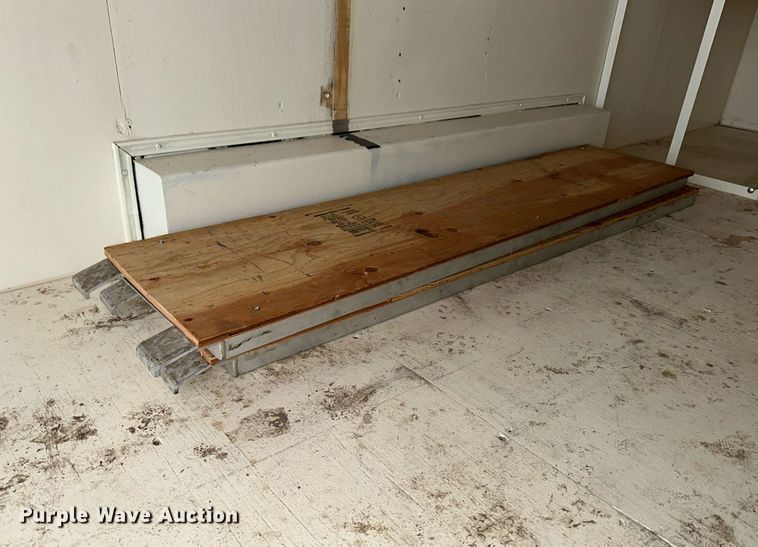 image for item EK9930 2003 H&H enclosed cargo trailer