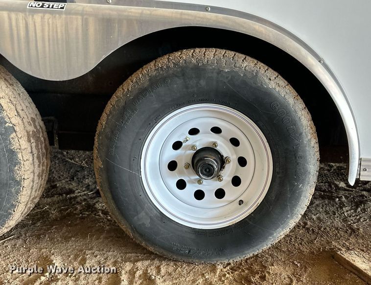 image for item EK9930 2003 H&H enclosed cargo trailer