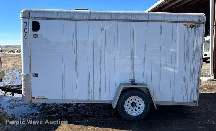 image for item EK9931 2004 H&H enclosed cargo trailer