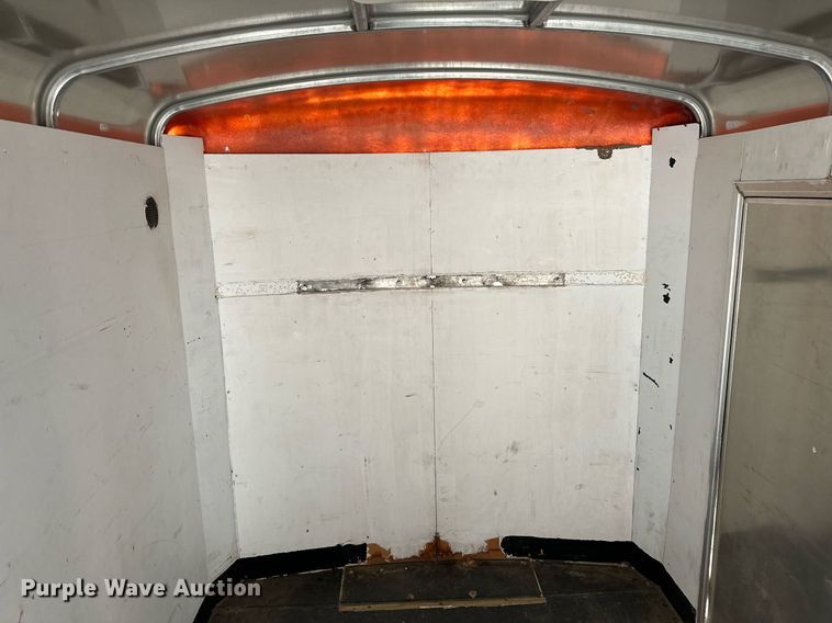 image for item EK9931 2004 H&H enclosed cargo trailer