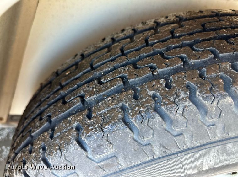 image for item EK9931 2004 H&H enclosed cargo trailer