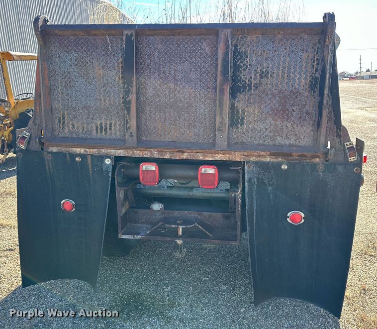 image for item JT9166 1980 Chevrolet dump truck