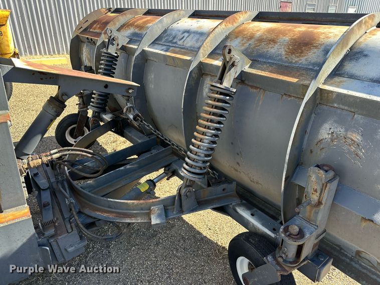 image for item JT9166 1980 Chevrolet dump truck