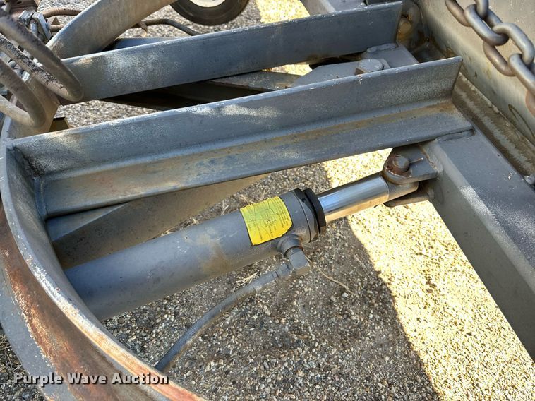 image for item JT9166 1980 Chevrolet dump truck