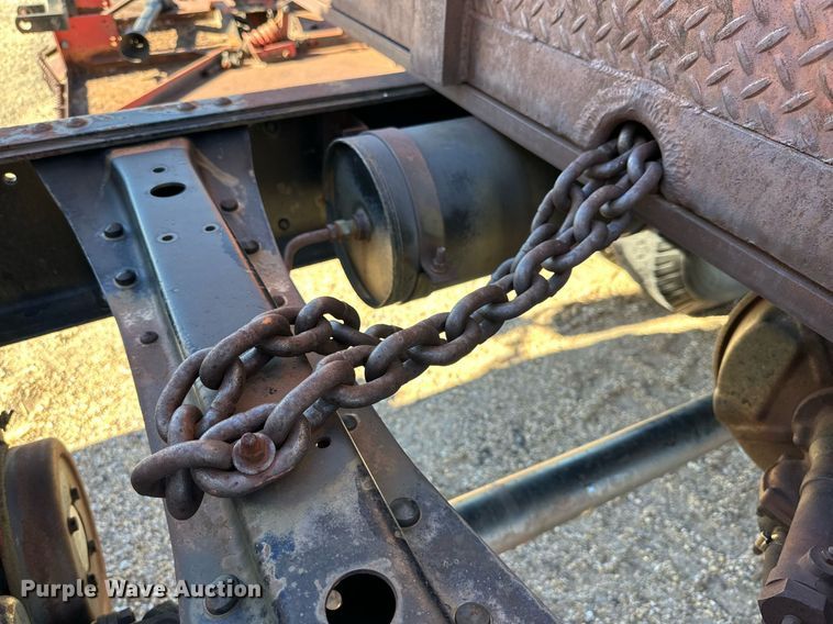 image for item JT9166 1980 Chevrolet dump truck