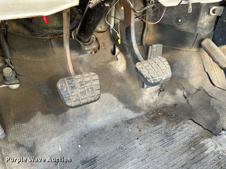 image for item JT9166 1980 Chevrolet dump truck