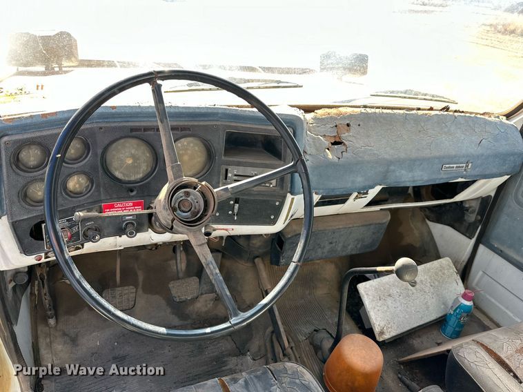 image for item JT9166 1980 Chevrolet dump truck