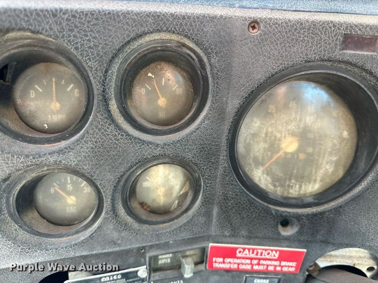 image for item JT9166 1980 Chevrolet dump truck