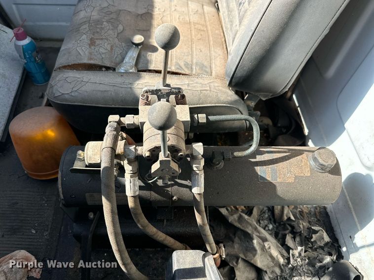 image for item JT9166 1980 Chevrolet dump truck