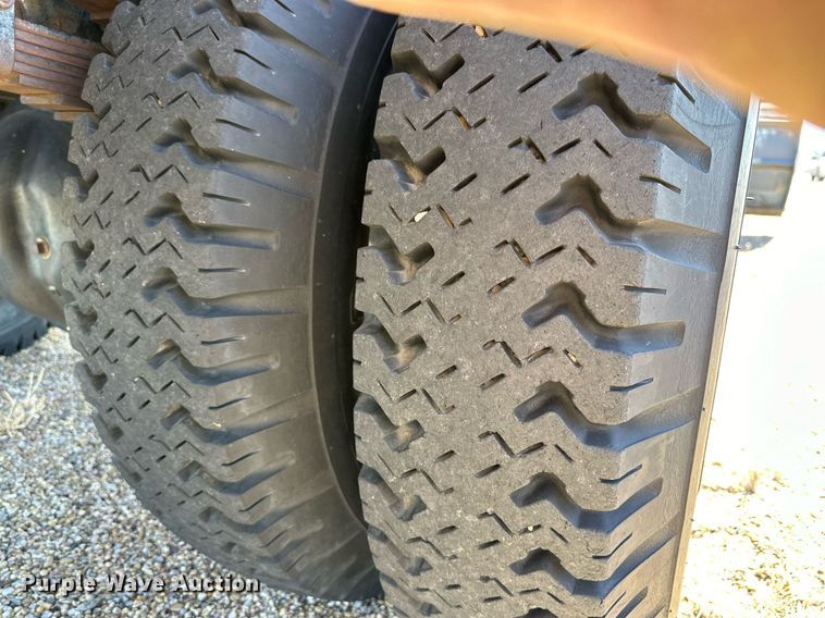 image for item JT9166 1980 Chevrolet dump truck