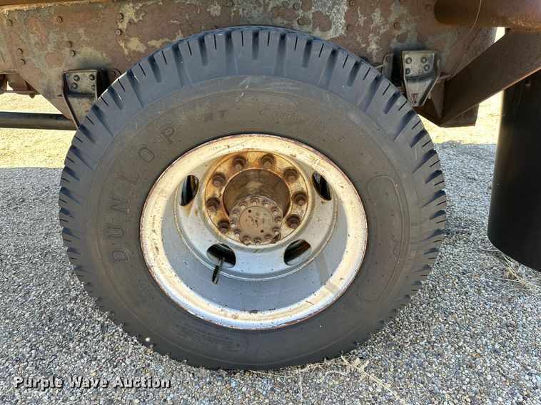 image for item JT9166 1980 Chevrolet dump truck