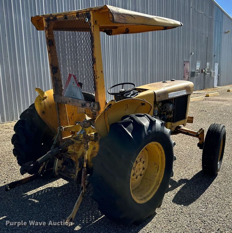 image for item JT9167 1975 John Deere 301-A tractor