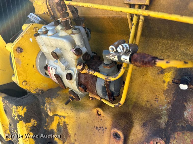 image for item JT9167 1975 John Deere 301-A tractor