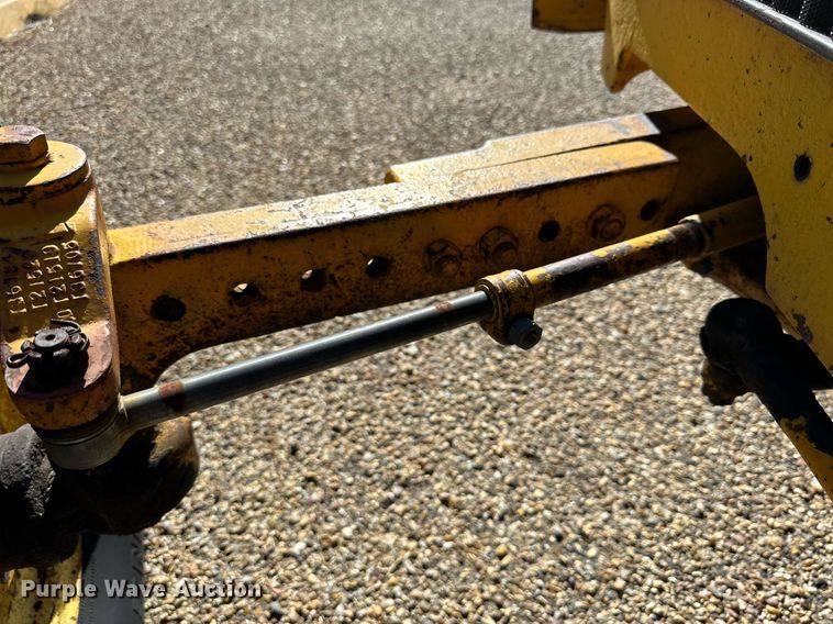 image for item JT9167 1975 John Deere 301-A tractor