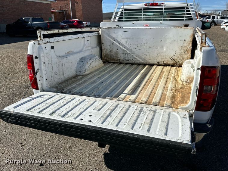 image for item JT9168 2011 Chevrolet Silverado 1500 pickup truck