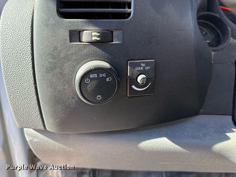 image for item JT9168 2011 Chevrolet Silverado 1500 pickup truck