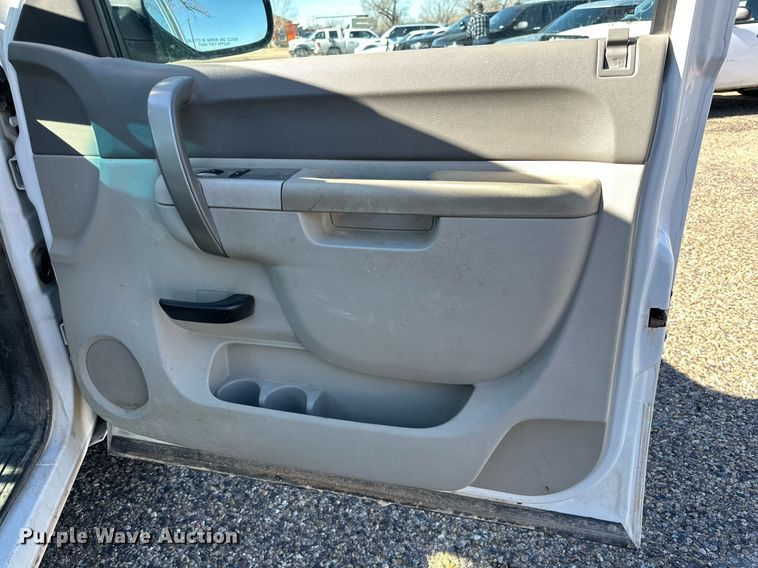 image for item JT9168 2011 Chevrolet Silverado 1500 pickup truck