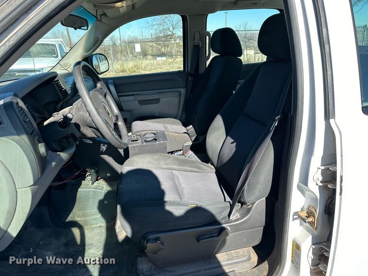 image for item JT9169 2012 Chevrolet Silverado 1500 Crew Cab pickup truck