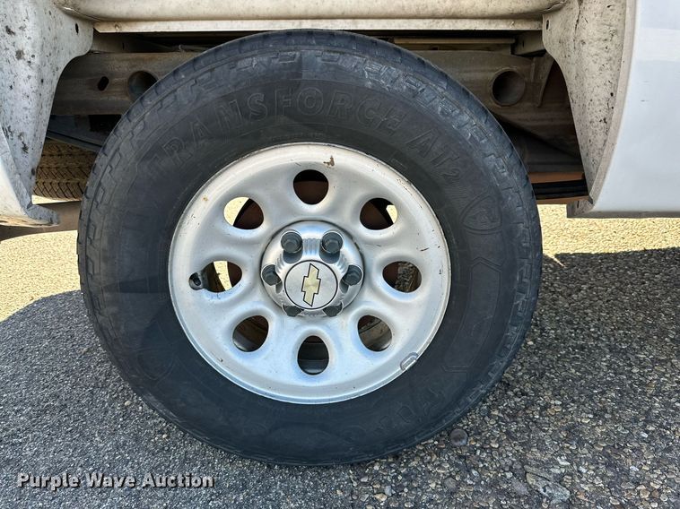 image for item JT9169 2012 Chevrolet Silverado 1500 Crew Cab pickup truck