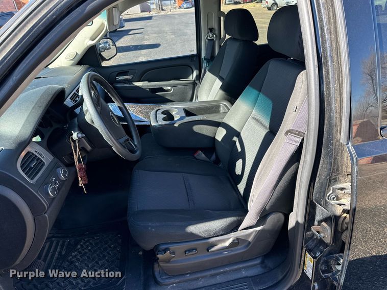 image for item JT9171 2014 Chevrolet Tahoe Police SUV