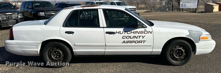 image for item JT9173 2007 Ford Crown Victoria Police Interceptor  