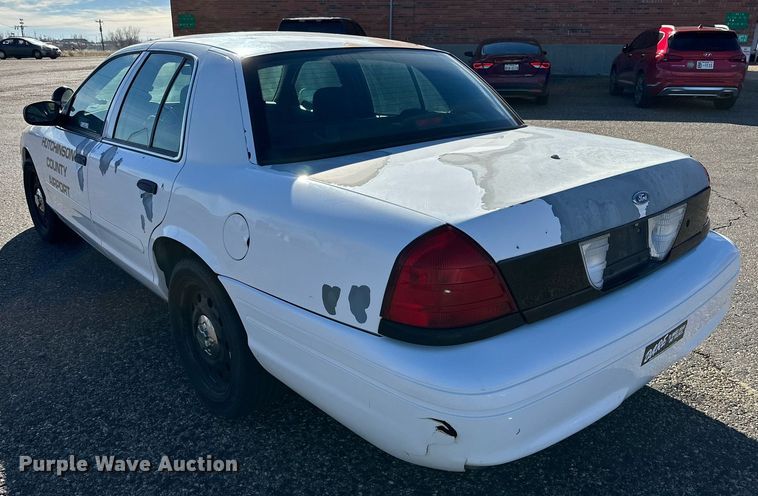 image for item JT9173 2007 Ford Crown Victoria Police Interceptor  
