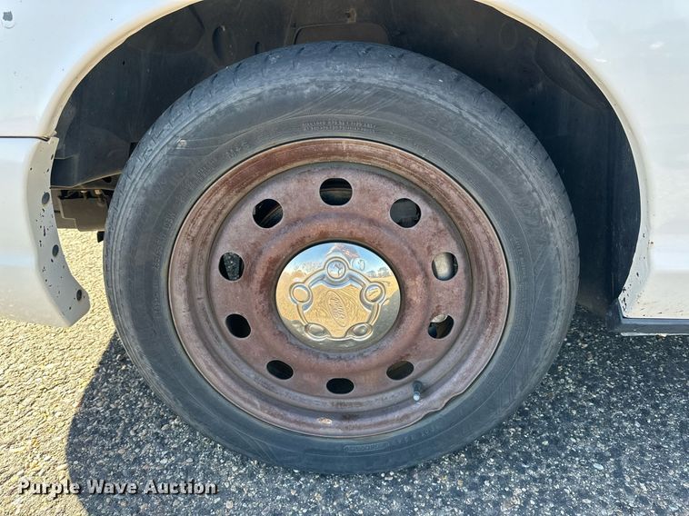 image for item JT9173 2007 Ford Crown Victoria Police Interceptor  