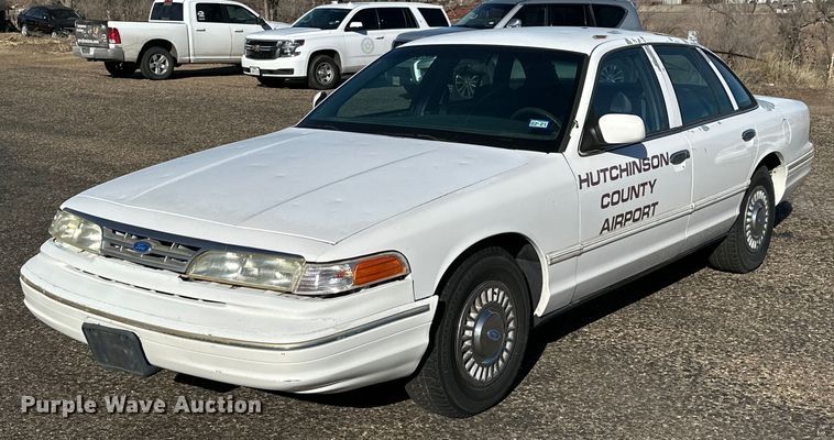 image for item JT9174 1996 Ford Crown Victoria Police Interceptor  